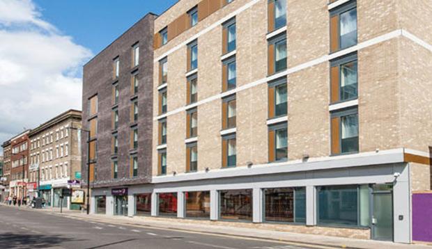 Premier Inn London Hackney Esterno foto