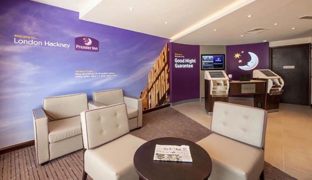 Premier Inn London Hackney Esterno foto