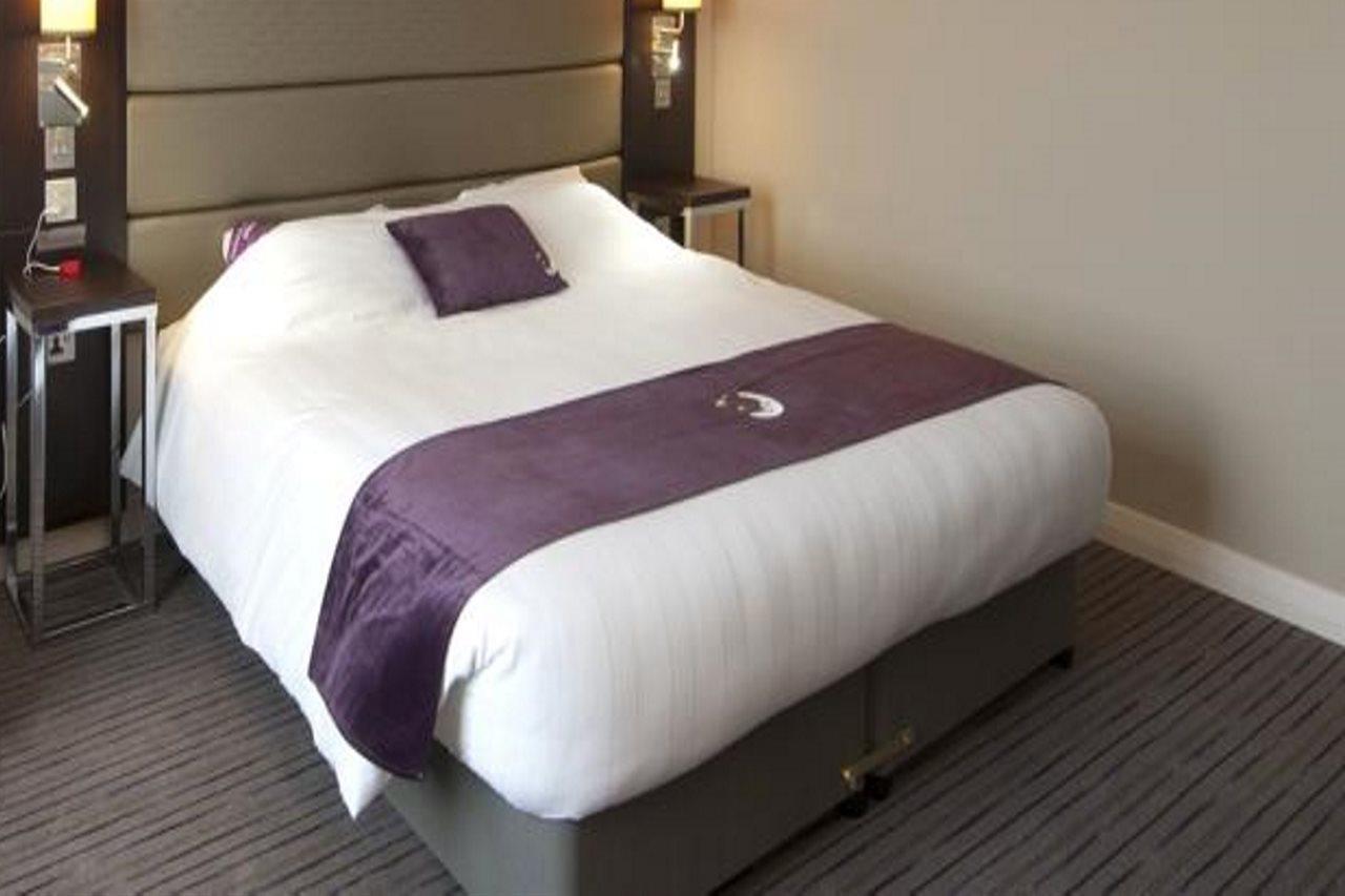 Premier Inn London Hackney Esterno foto